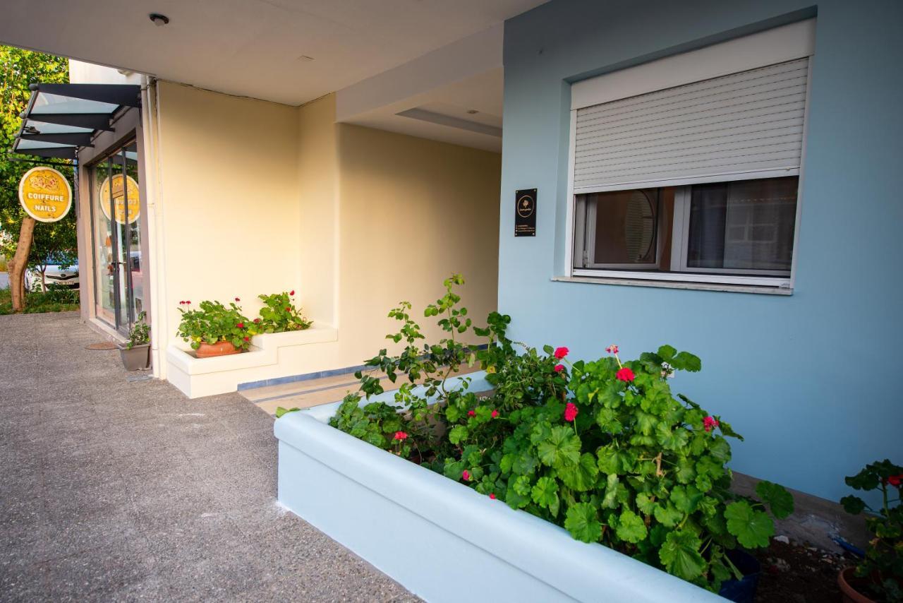 Lemon Garden Stylish Private Apartment Kalamata Exterior photo